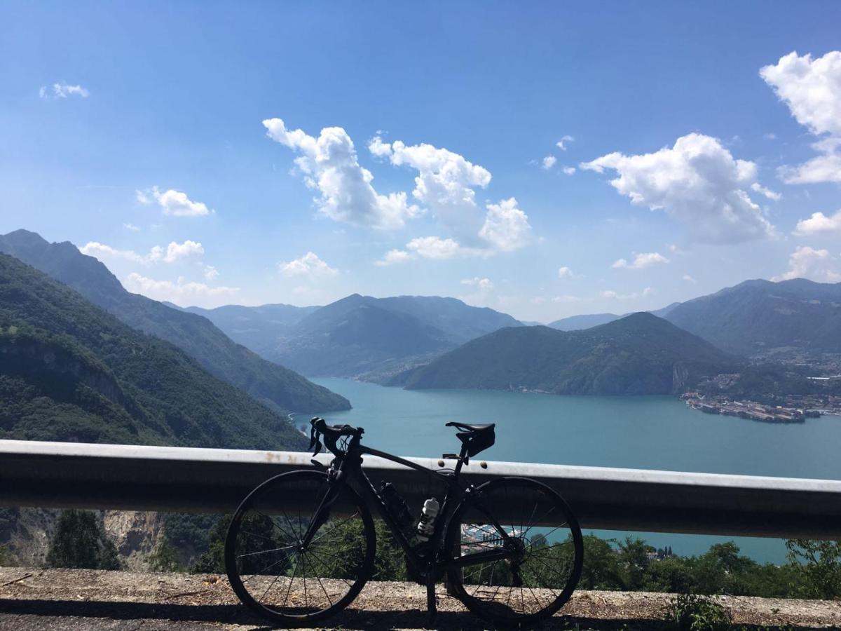 Holiday Home Punta D'Oro With Garden, Parking Place And Lake Access At 300 M 伊塞奥 外观 照片