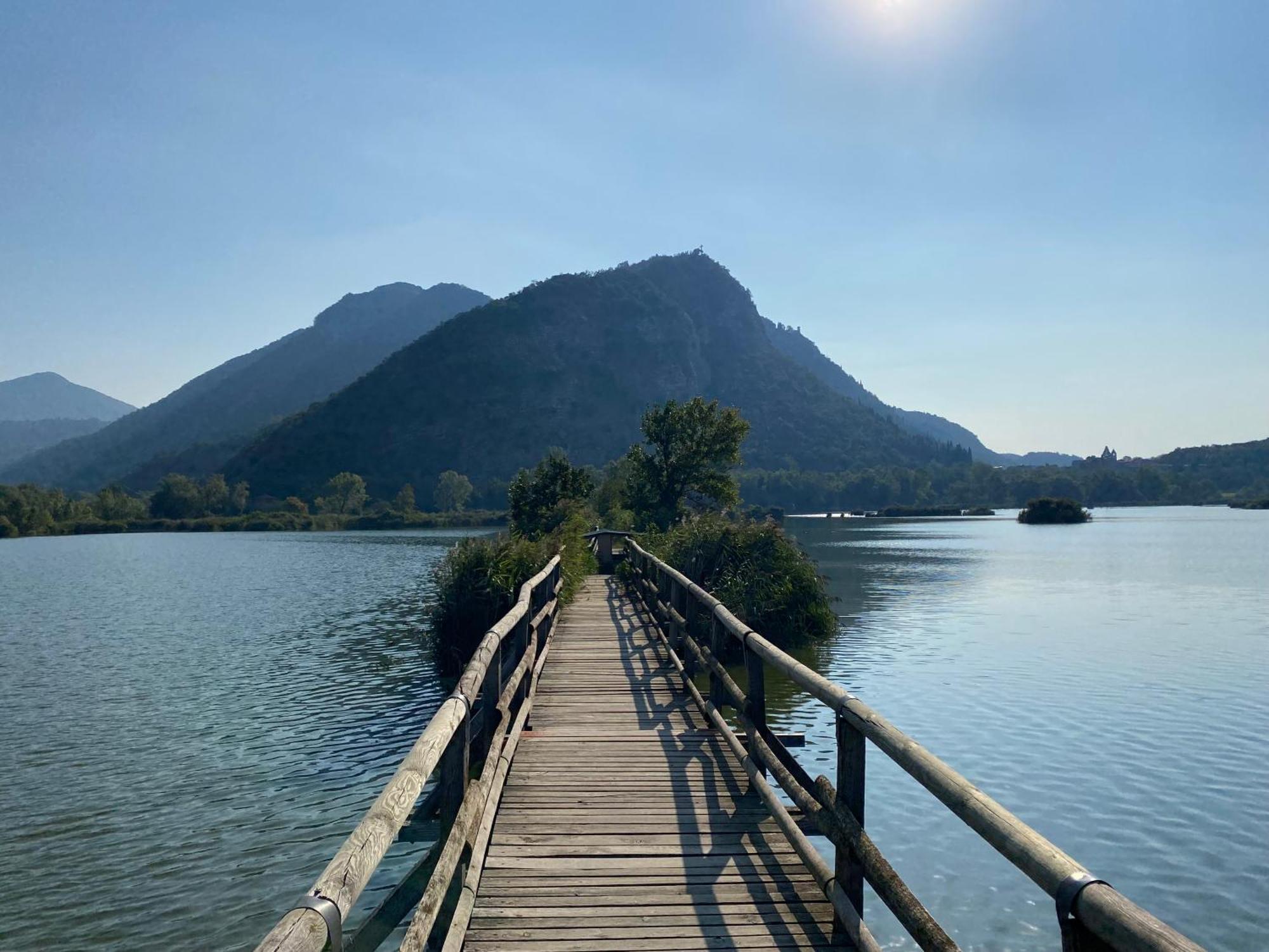 Holiday Home Punta D'Oro With Garden, Parking Place And Lake Access At 300 M 伊塞奥 外观 照片