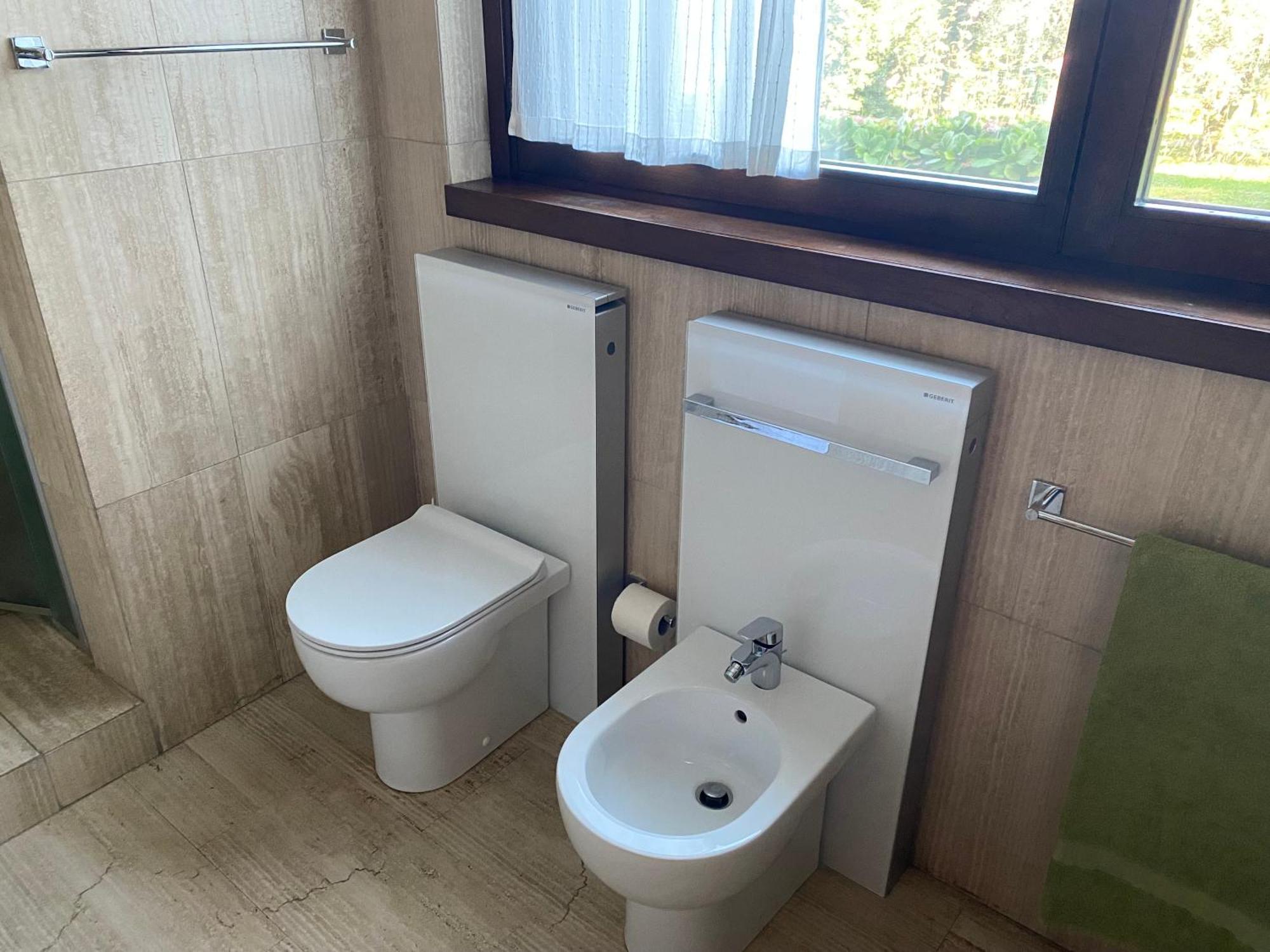 Holiday Home Punta D'Oro With Garden, Parking Place And Lake Access At 300 M 伊塞奥 外观 照片